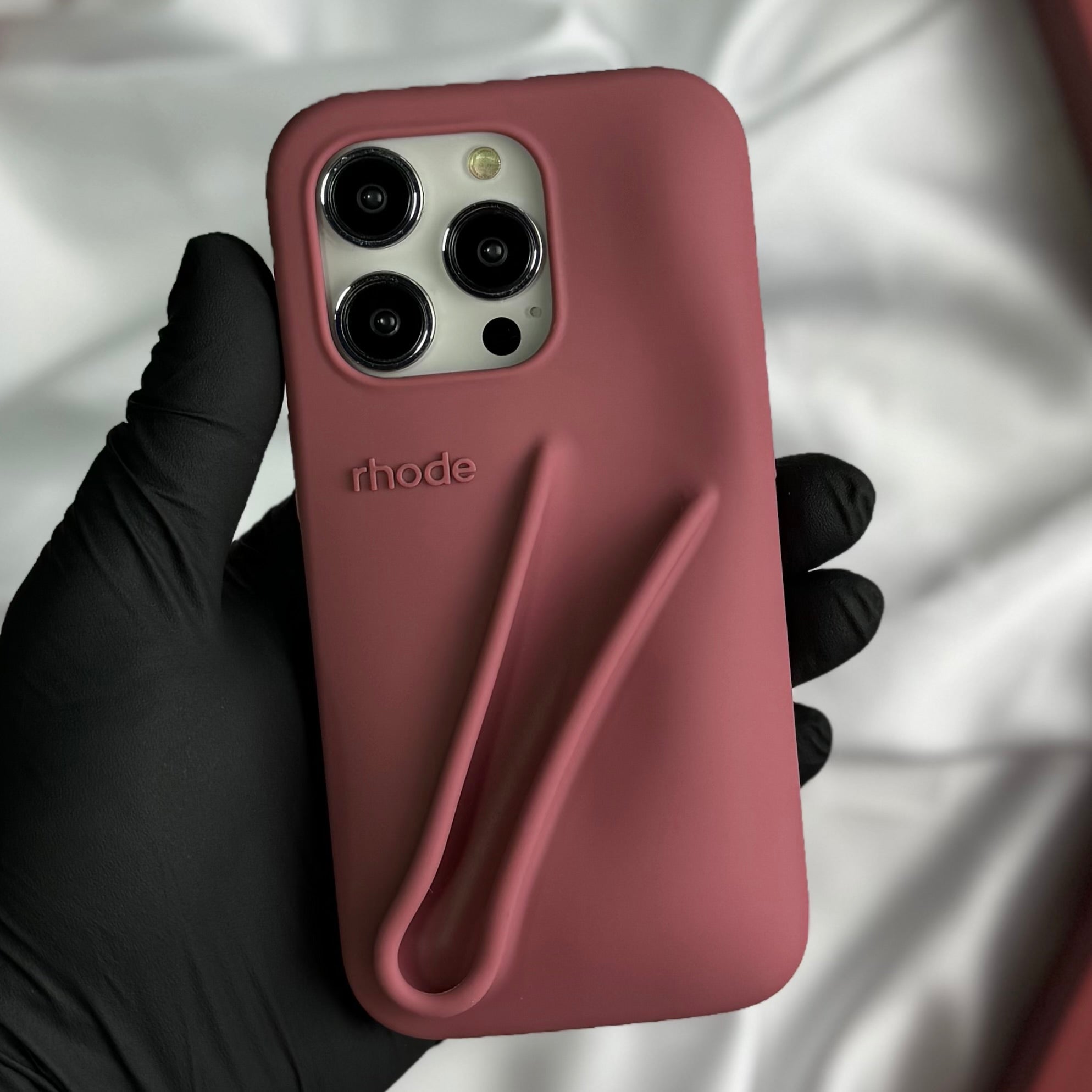 Rhode Силиконов кейс + Гланц за iPhone