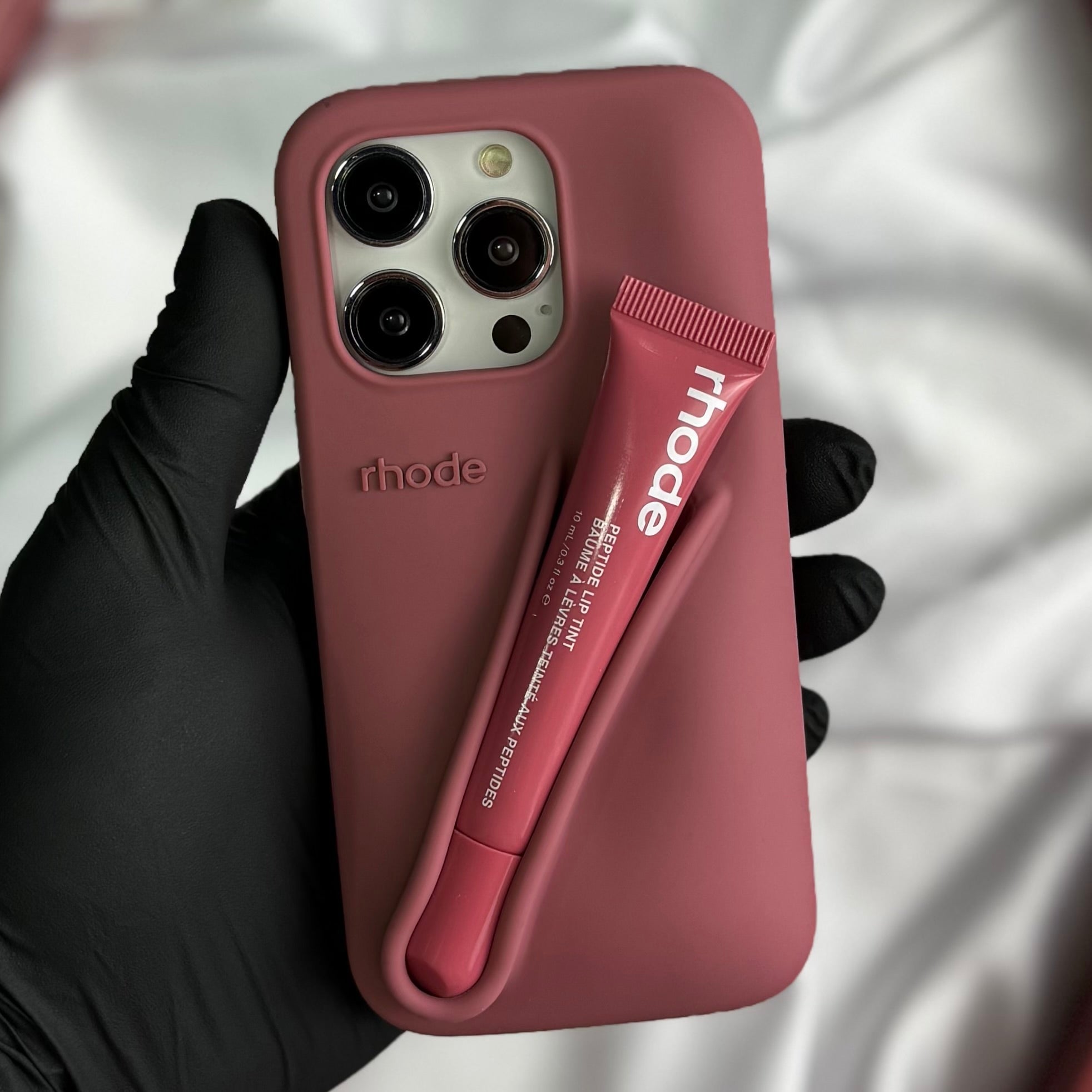 Rhode Силиконов кейс + Гланц за iPhone
