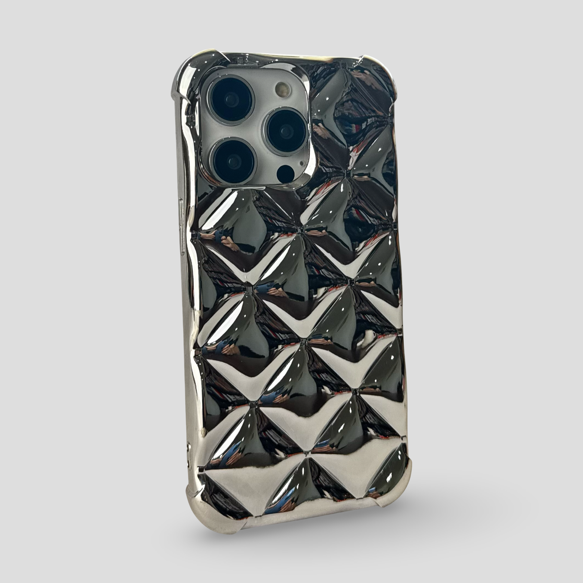 Релефен силиконов кейс за iPhone