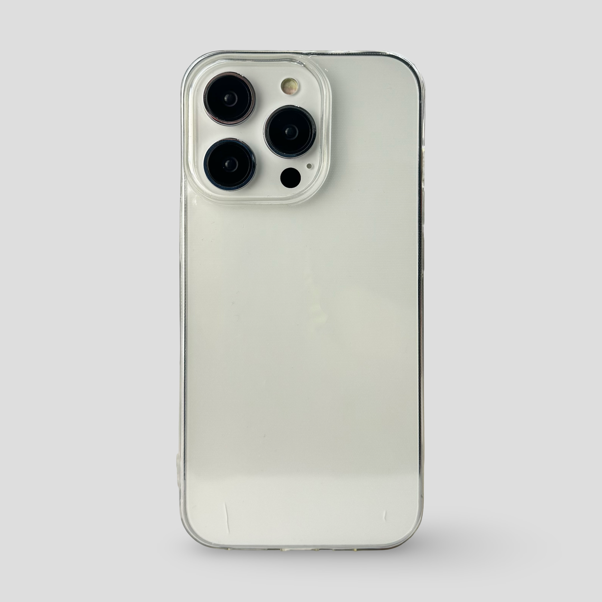 Прозрачен силиконов кейс за iPhone