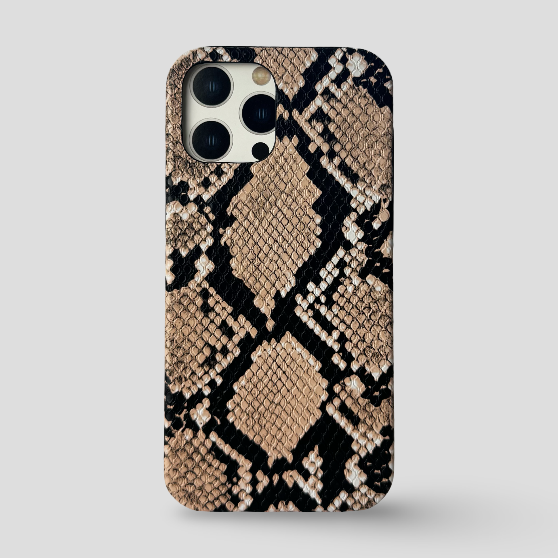 Релефен кожен кейс за iPhone