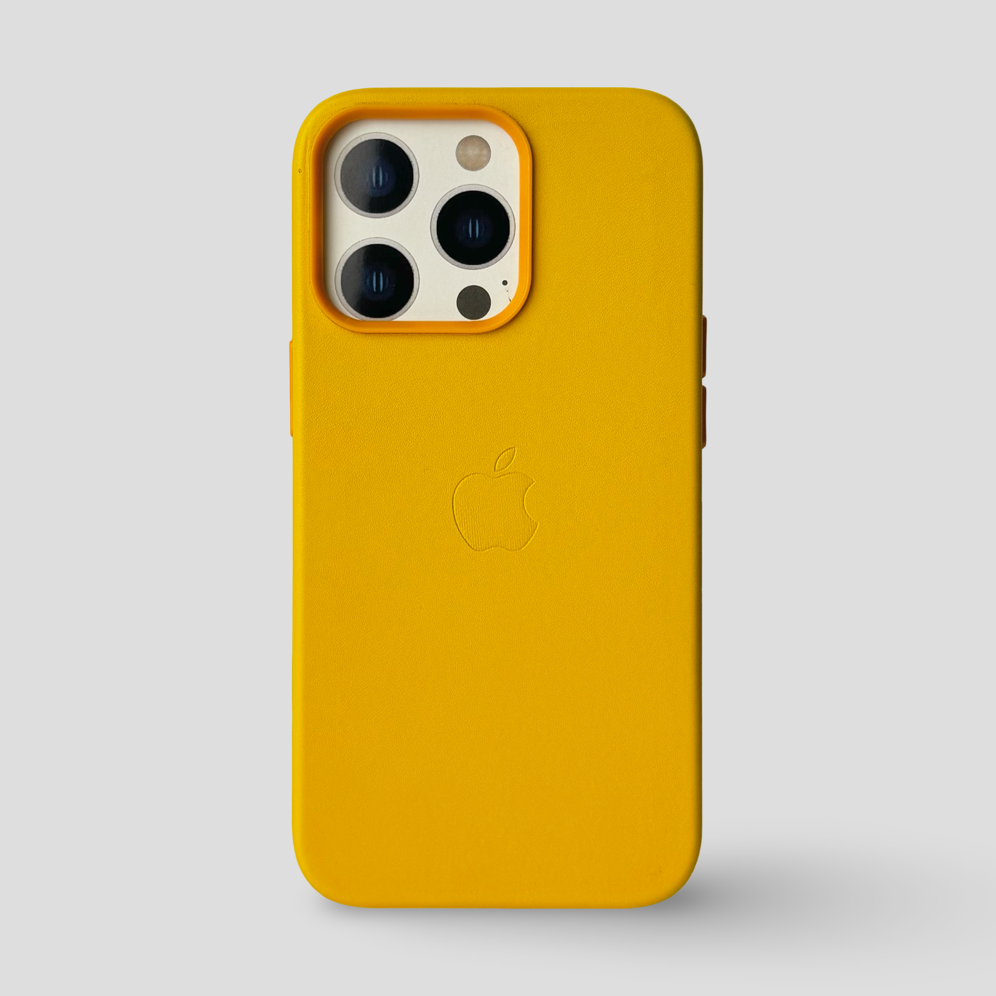 Кожен кейс с лого за iPhone