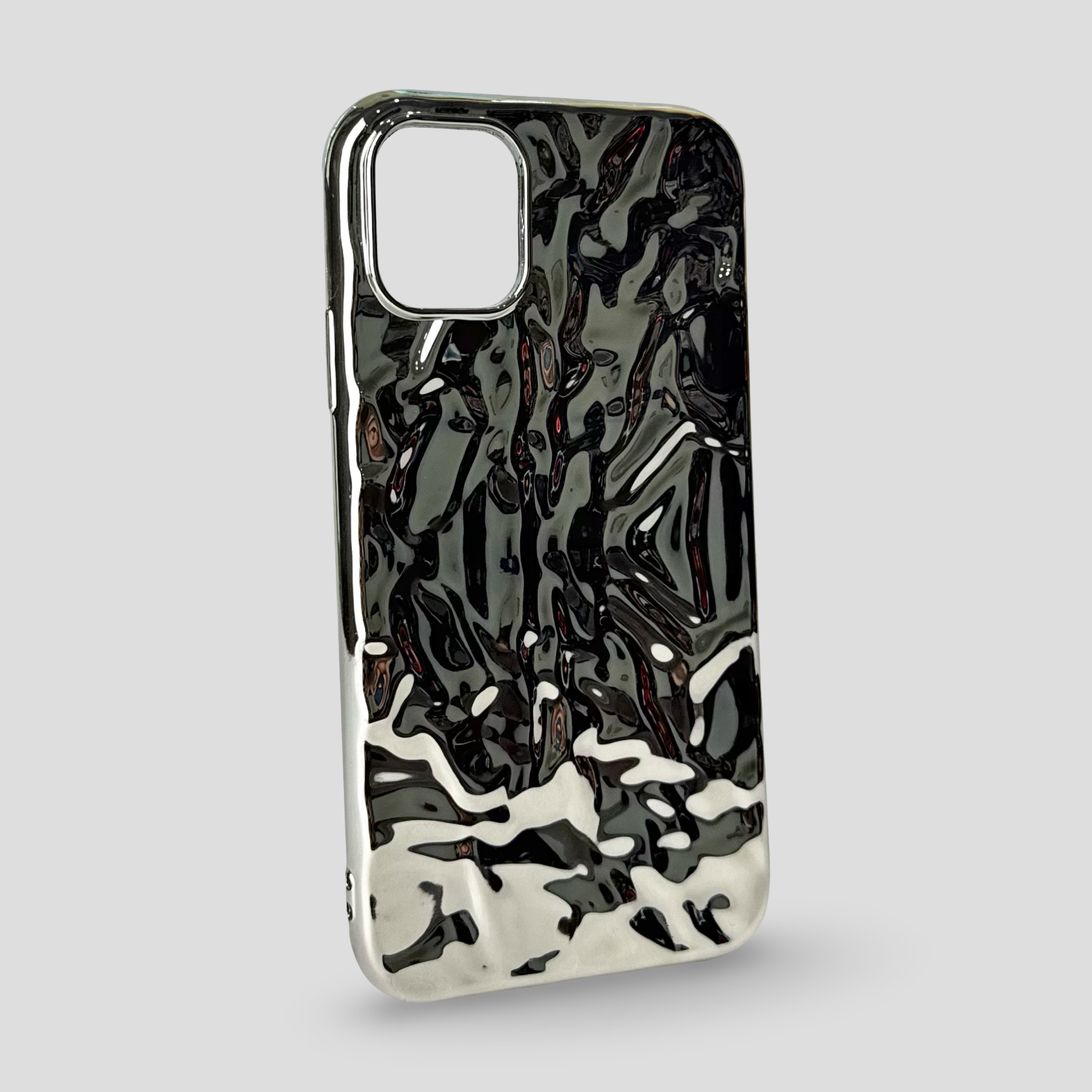 Релефен силиконов кейс за iPhone
