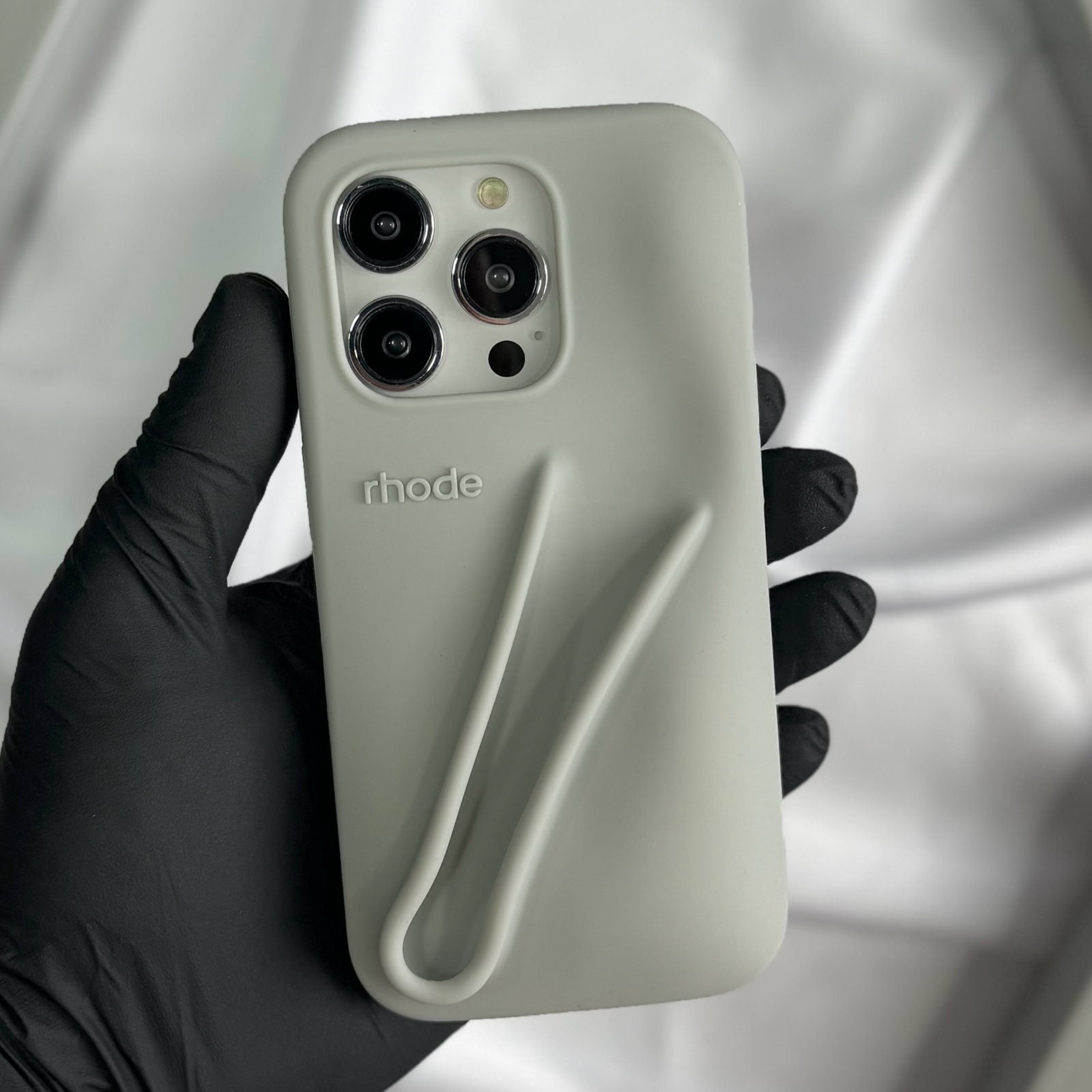 Rhode Силиконов кейс + Гланц за iPhone