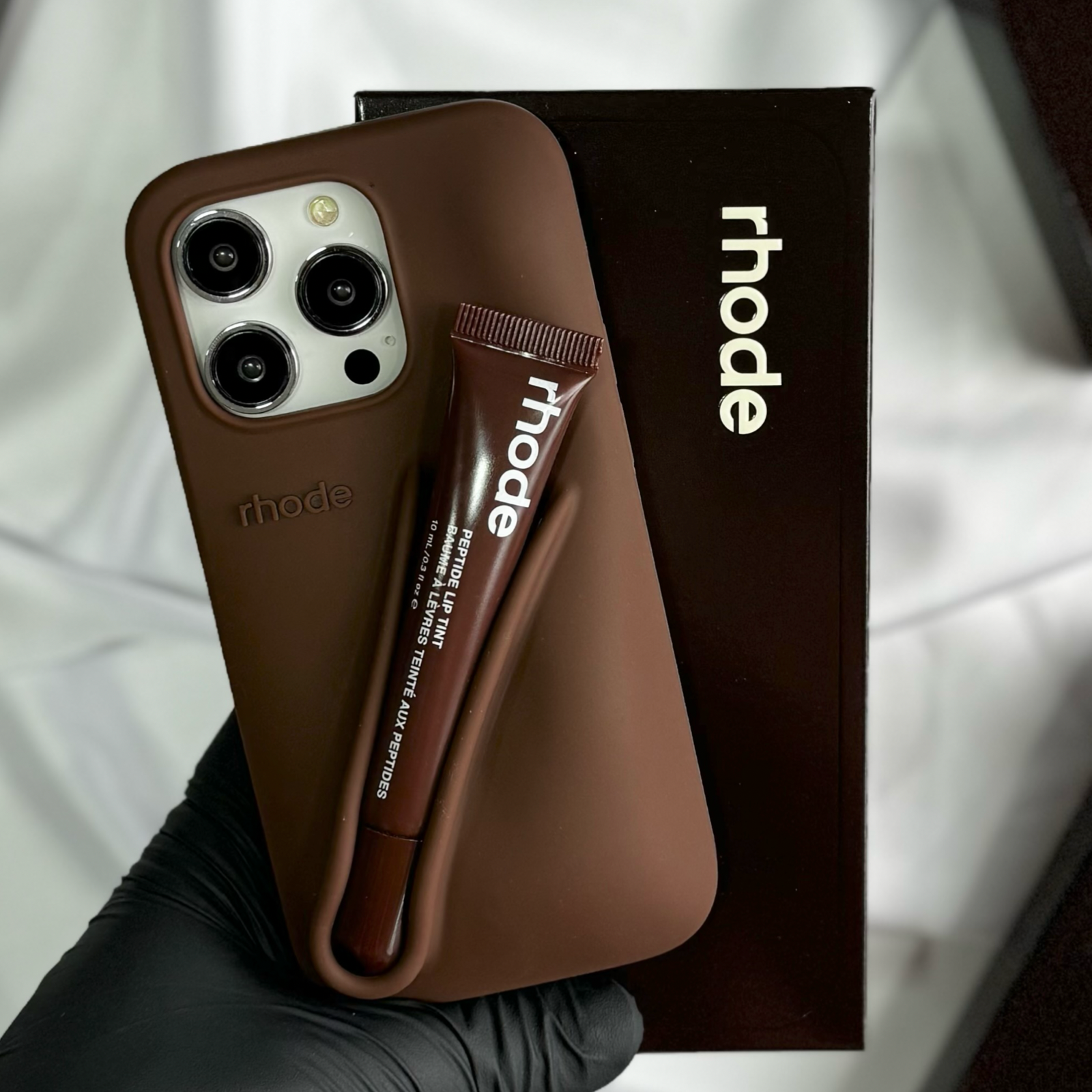 Rhode Силиконов кейс + Гланц за iPhone