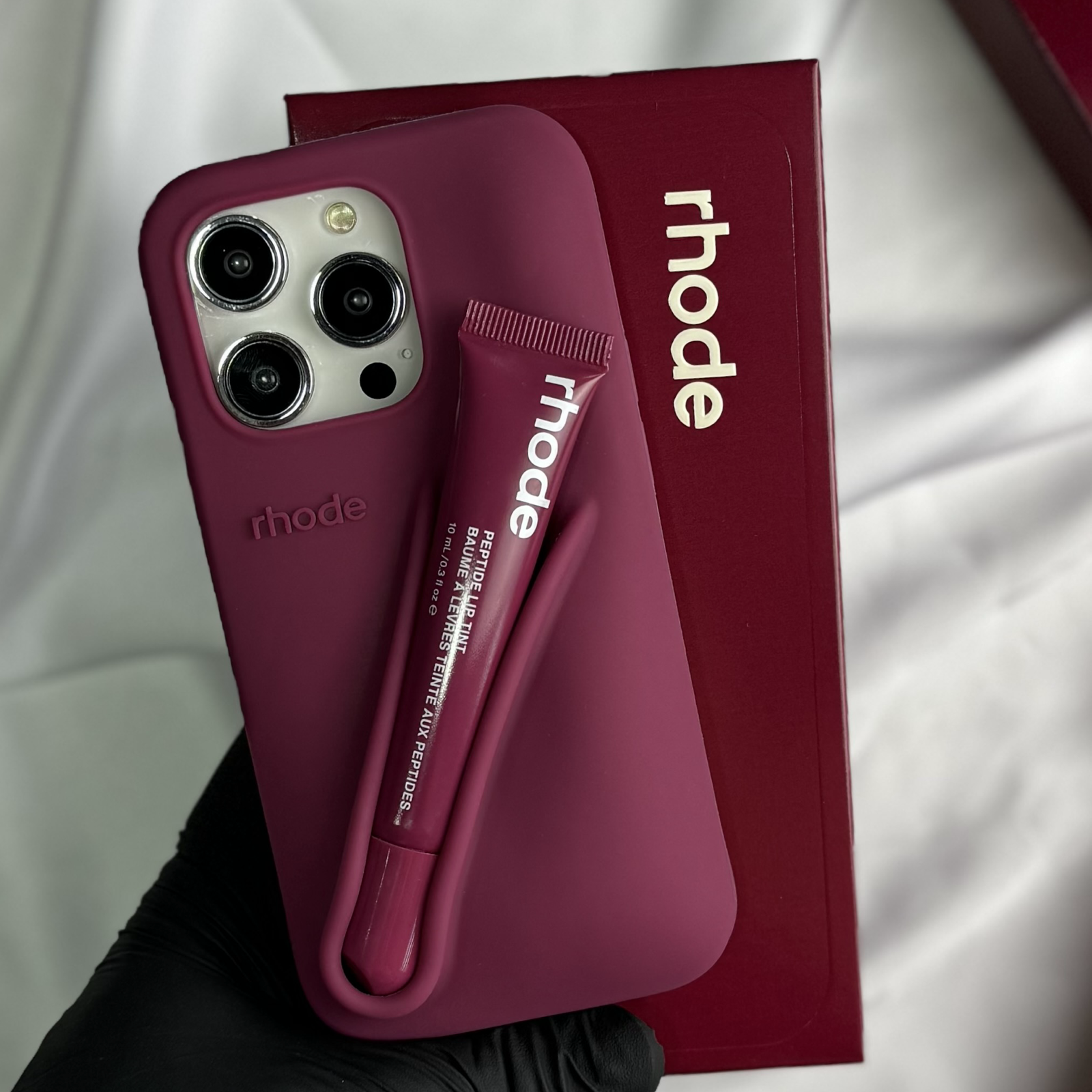 Rhode Силиконов кейс + Гланц за iPhone